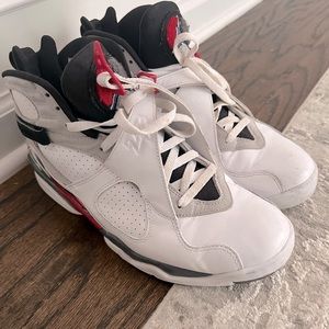 Nike Air Jordan 8 “Bugs bunny”